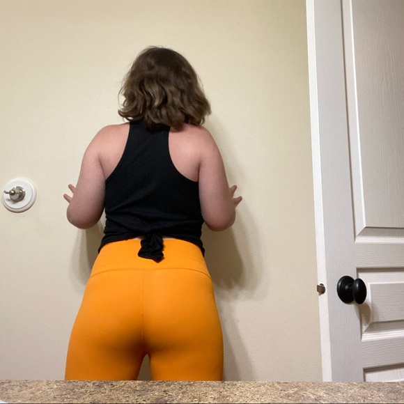 Orange LuLu Lemon fitness leggings - Picture 4 of 4